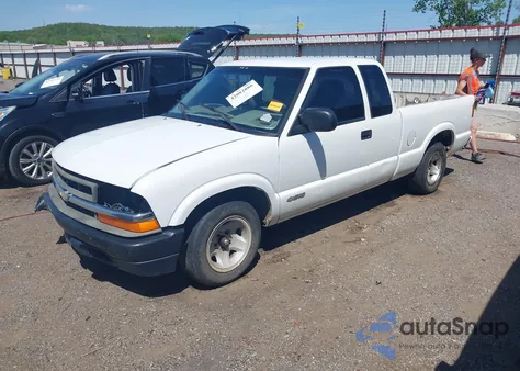 2002 Chevrolet S-10 Ls from USA, damaged, VIN 1GCCS195628174249